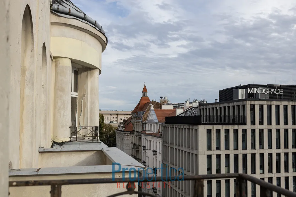 Kamieniczne wysokie z widokiem na Koszyki 