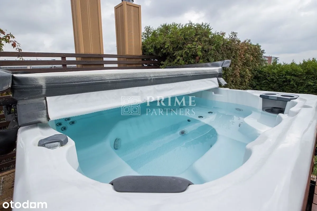 TOP FLOOR z Jacuzzi na dachu / panoramic view 