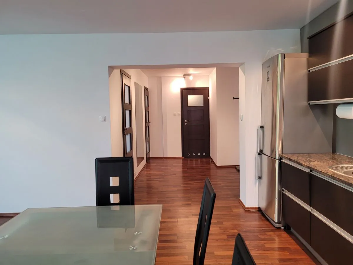 Cichy Apartament w poblizu Nowego Światu 