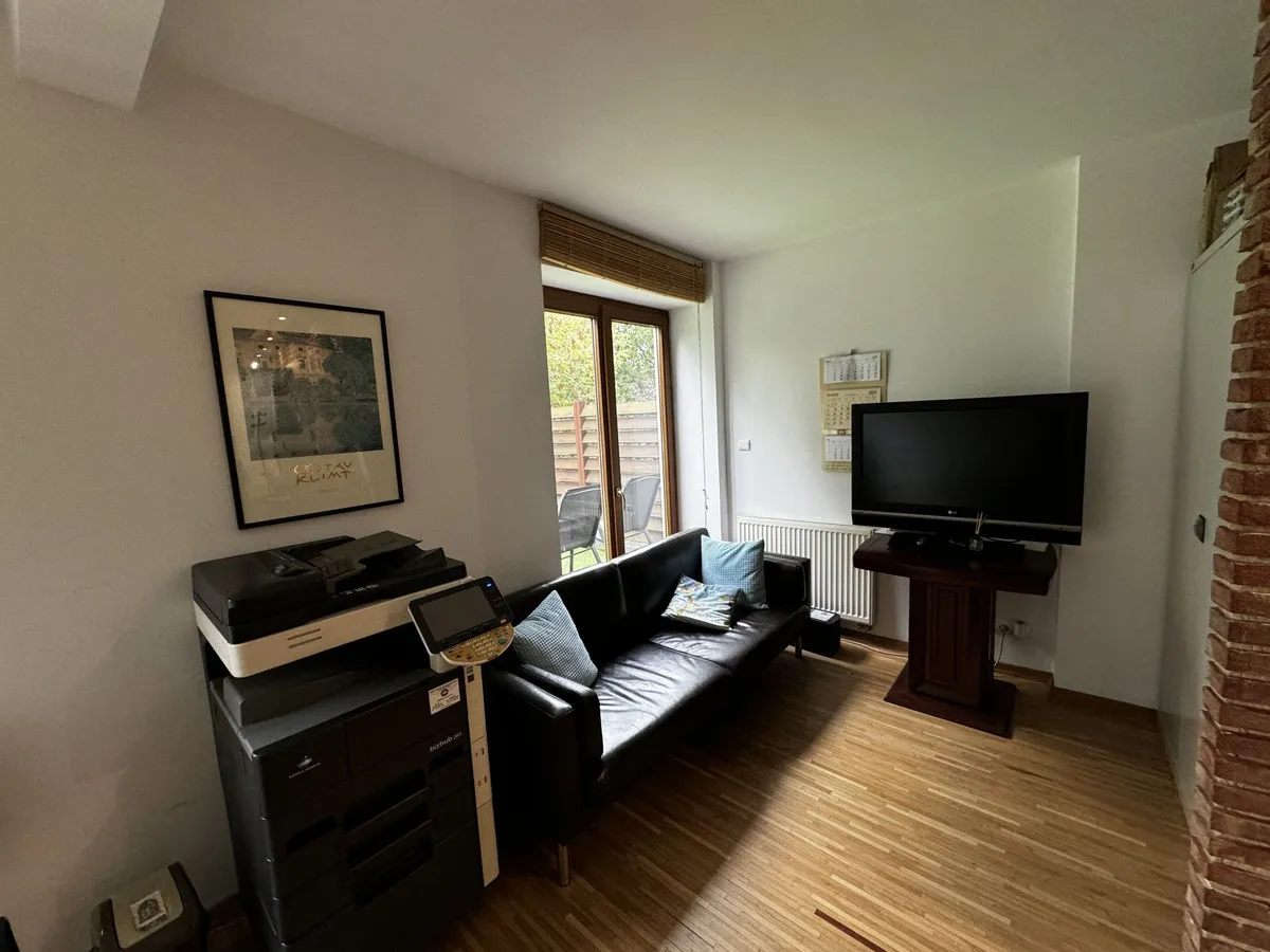 Przestronny apartament nieopodal Parku Stawy Kellera 