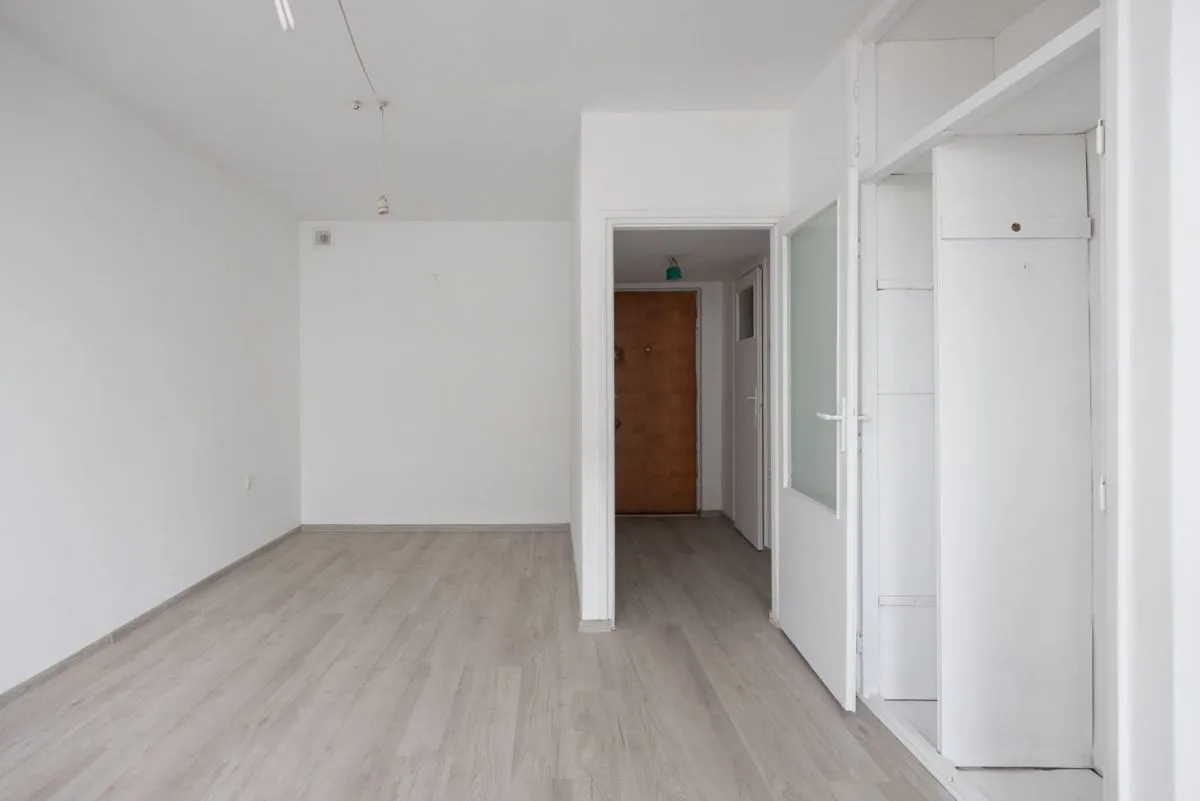 STUDIO 35 m2 - PAC BANKOWY - DO ARANŻACJI 