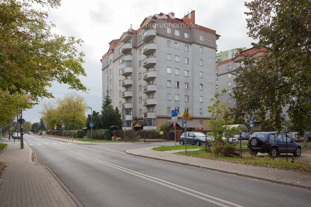 2 pokoje z oddzielną kuchnią do nowej aranżacji 