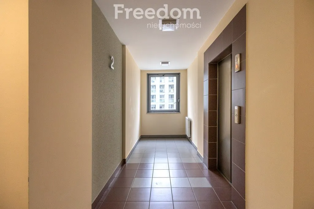 Apartament blisko metra - gotowy do wprowadzenia 