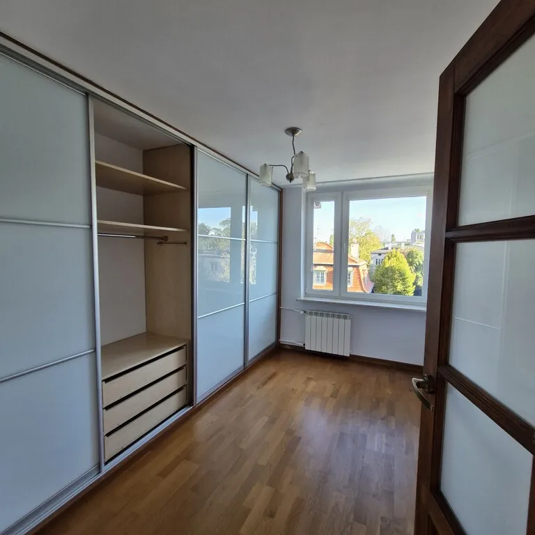 4 pokoje, 85 m2, 2 balkony Warszawa, Praga Poł 