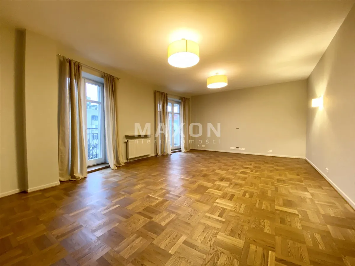 Apartament 4 pokoje przy Parku Łazienki 