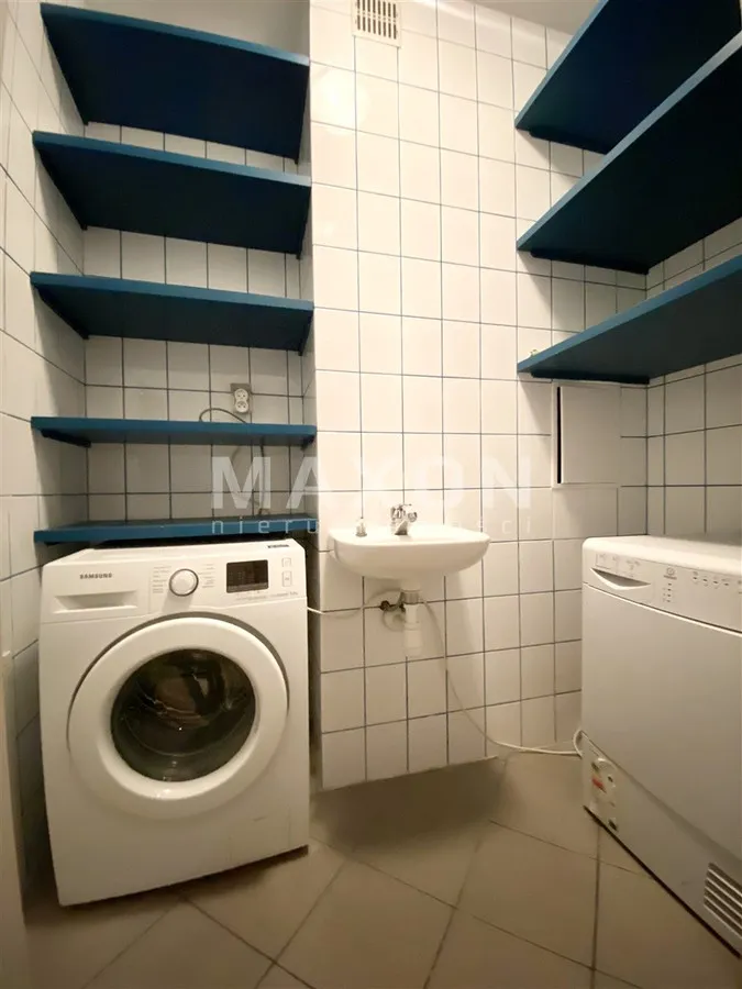 Apartament 4 pokoje przy Parku Łazienki 