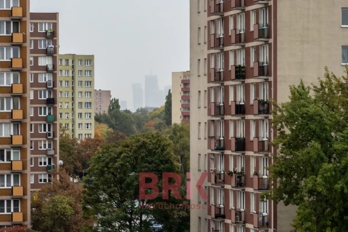 2 pokoje przy Metrze/ Świetna inwestycja 