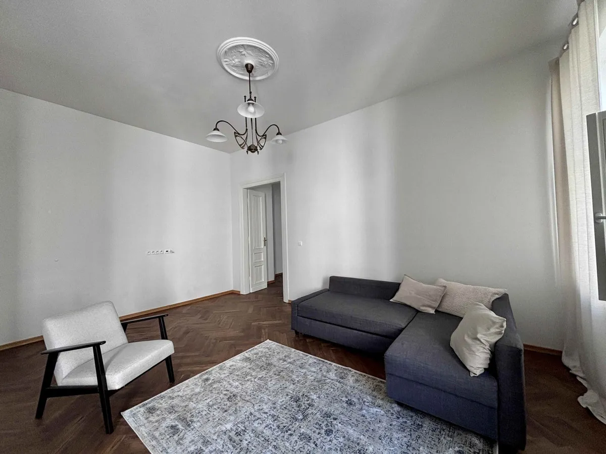 **Apartament 92 m2 w kamienicy w sercu Śródmieścia przy ul. Poznańskiej** 