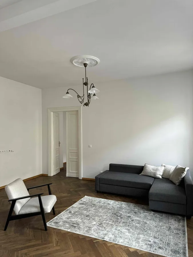 **Apartament 92 m2 w kamienicy w sercu Śródmieścia przy ul. Poznańskiej** 