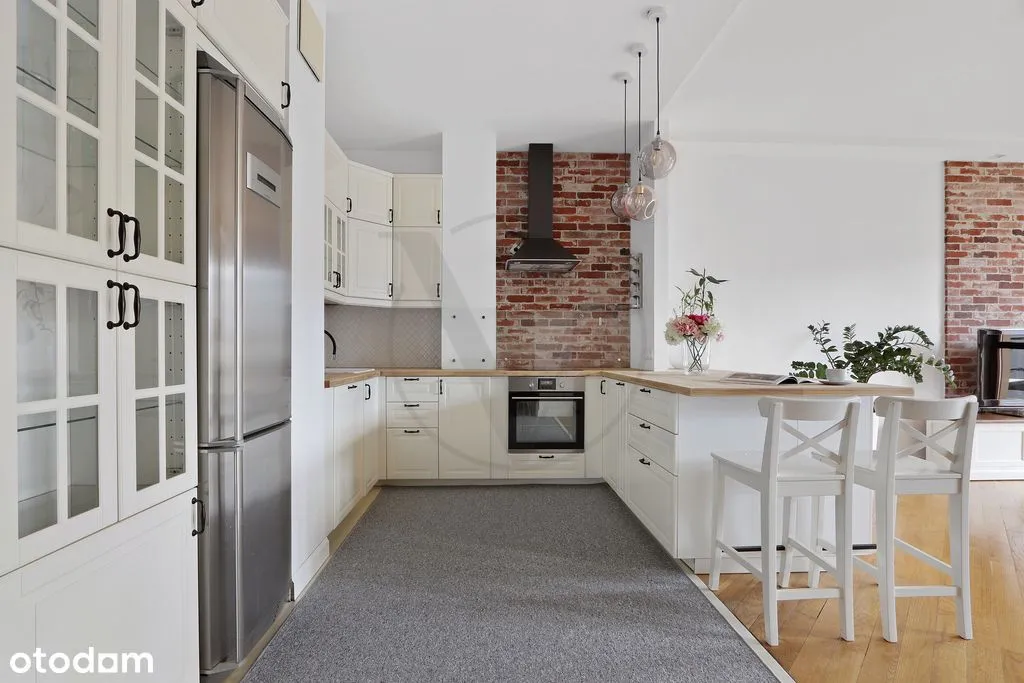 Atrakcyjny apartament w centrum Miasteczka Wilanów 