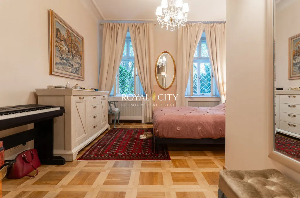 Stylowy Apartament na Powiślu w kamienicy 