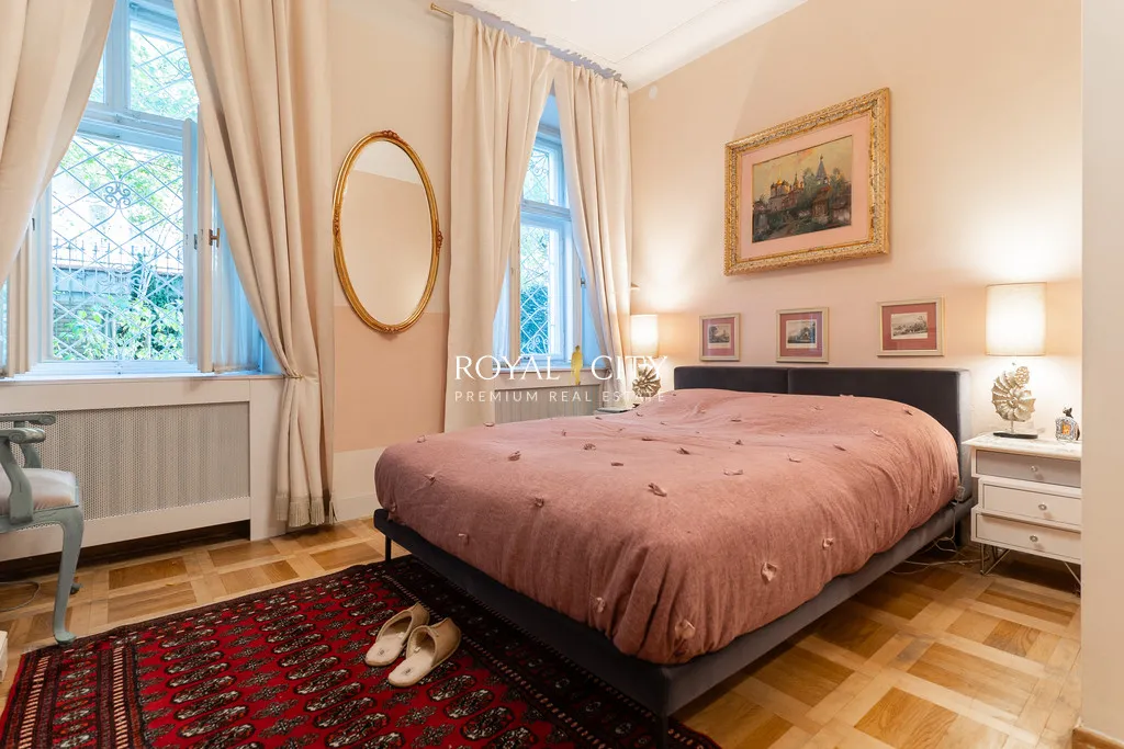 Stylowy Apartament na Powiślu w kamienicy 