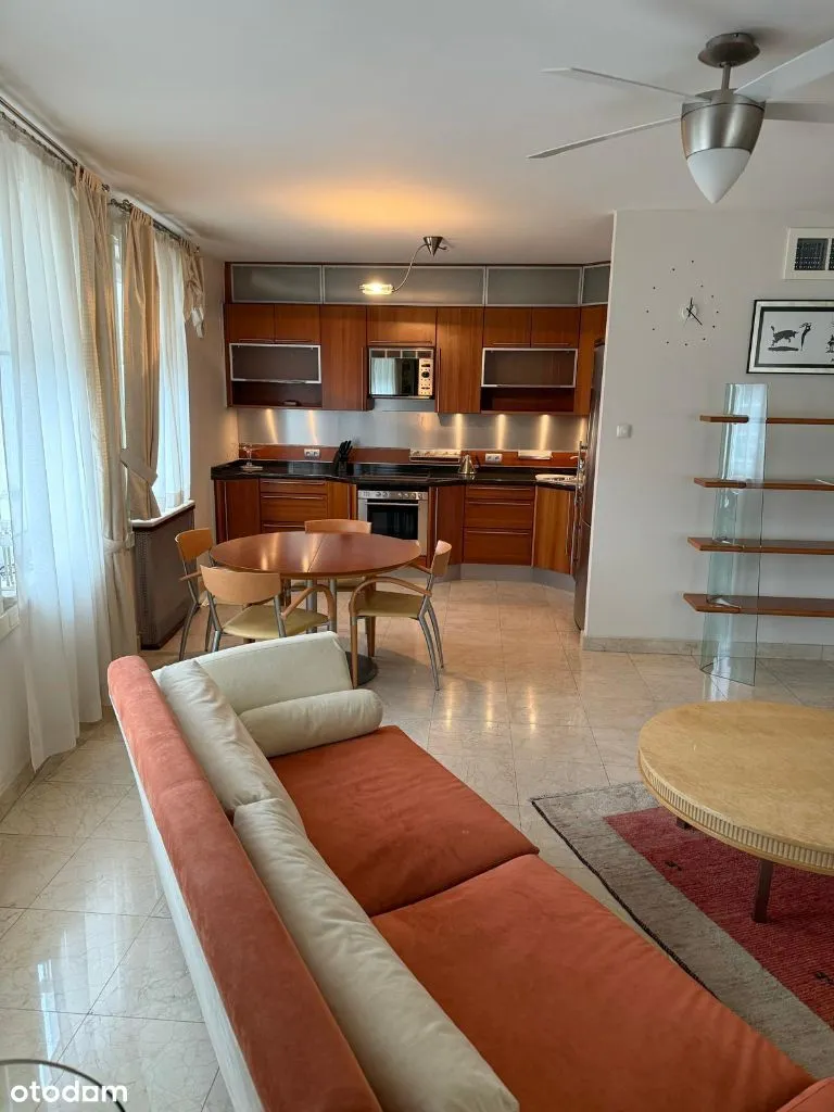 Żelazna apartament 65 mkw z widokiem XIII pietro