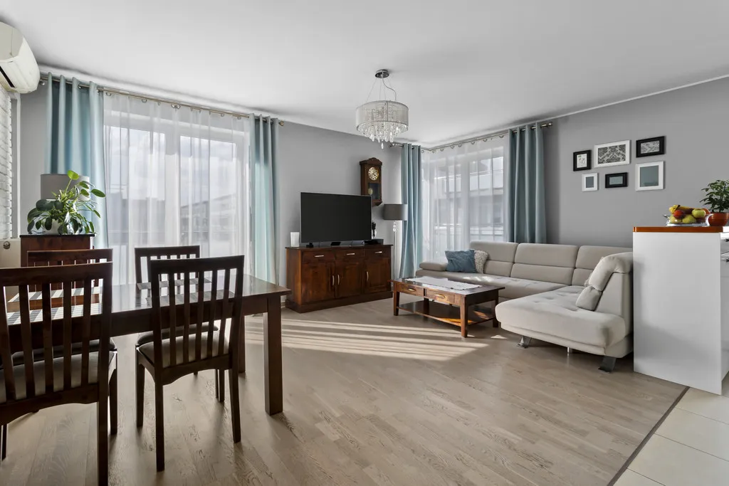 Rodzinny apartament w wysokim standardzie, 2garaże 