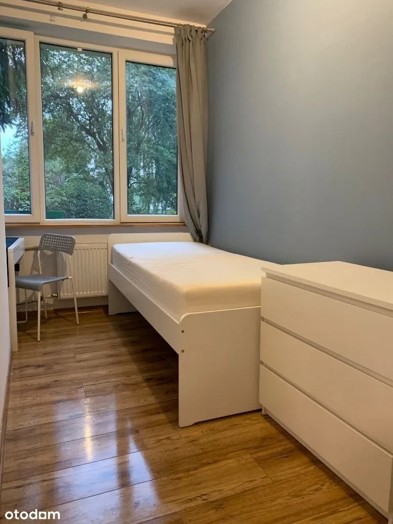 Available, 5x1 rooms, Park, UW, PW, Gagarina, Park