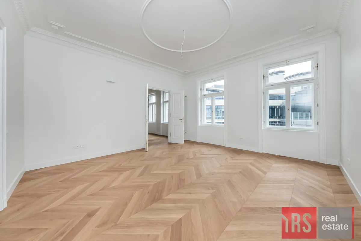 Apartament w kamienicy przy Brackiej 