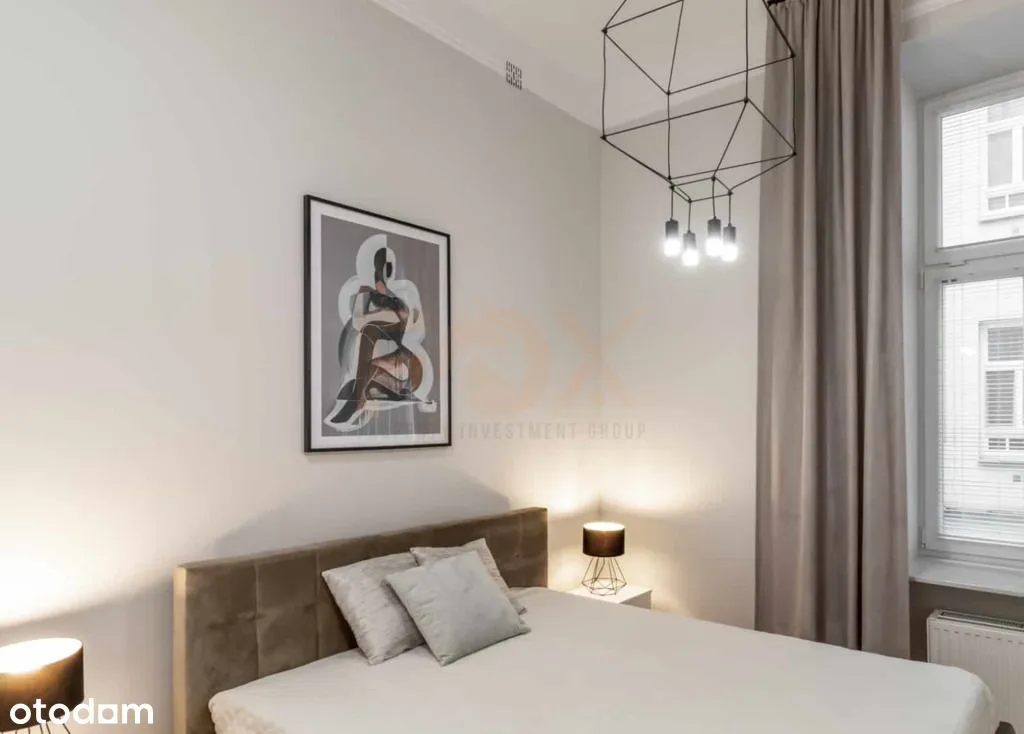 High standard  3 rooms apartment, Żurawia Street