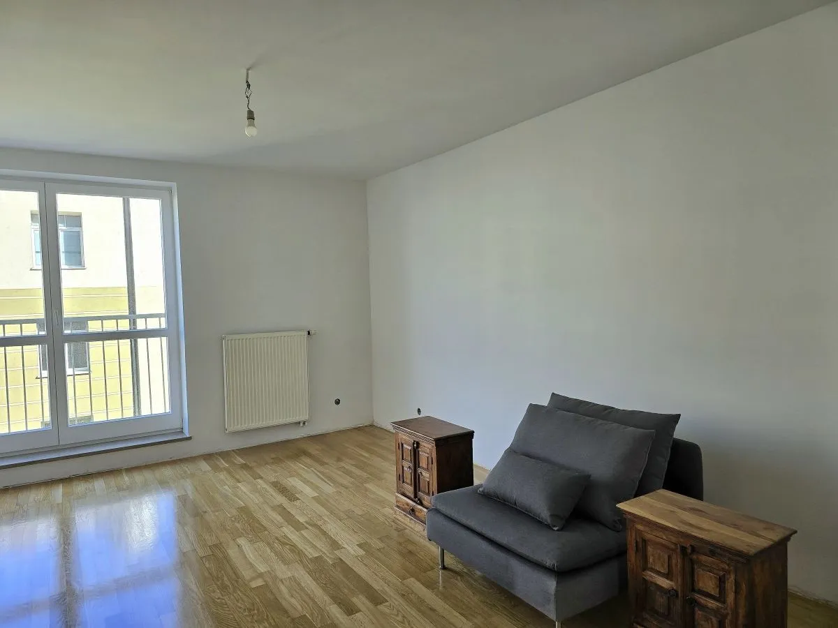 apartament z garażem przy ul.Hożej 