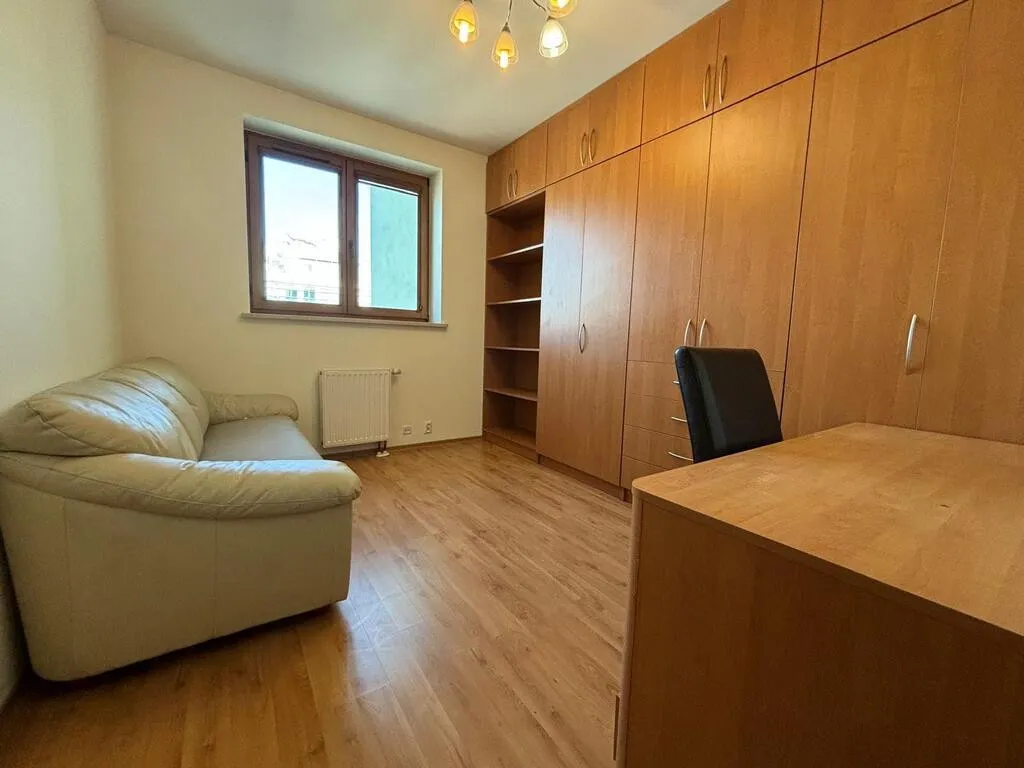 Apartament 3 Sypialnie + Salon + Jadalnia + Garaż 