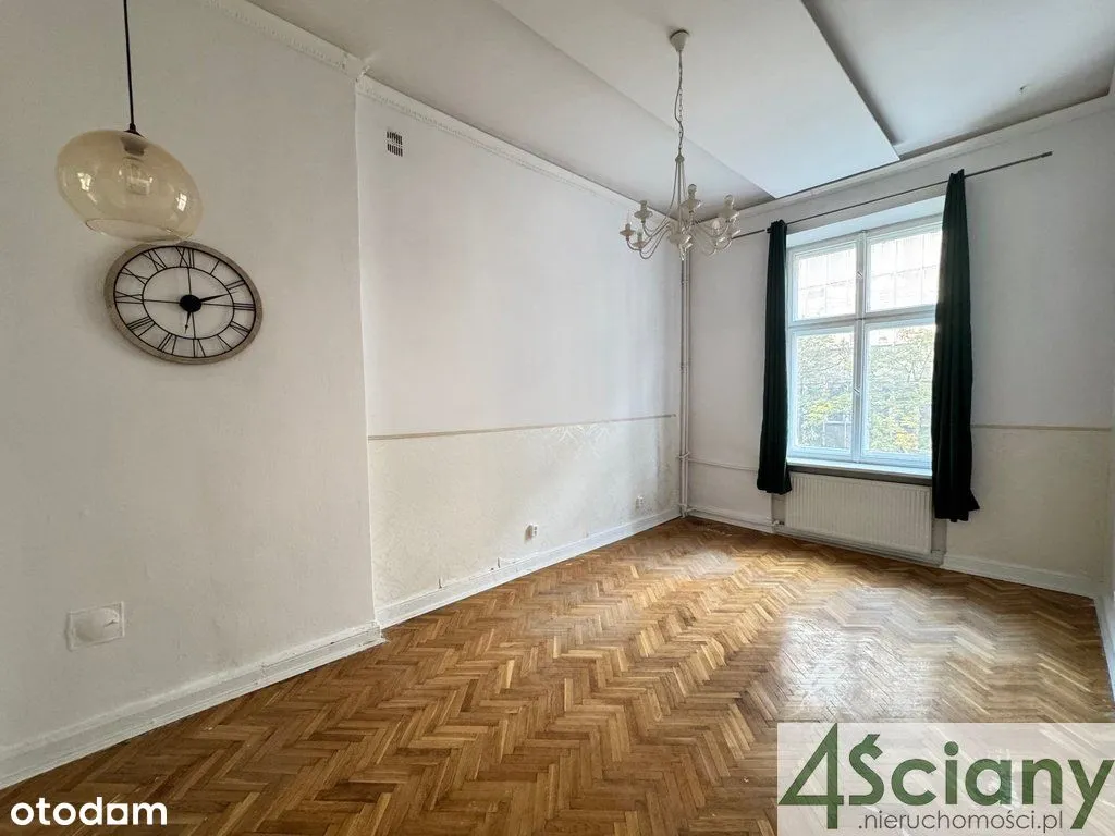 Klimatyczny apartament w kamienice w centrum