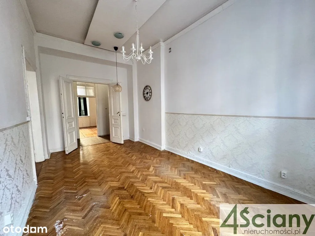 Klimatyczny apartament w kamienice w centrum