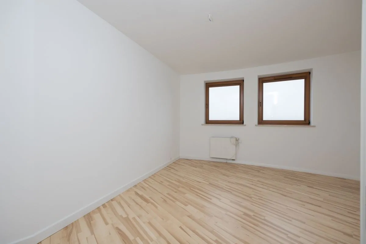 Apartament z Widokiem na Serce Warszawy -102,80m2 