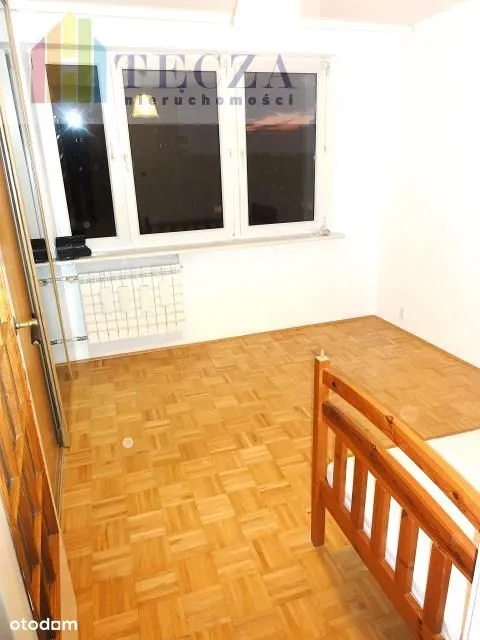 3pok oddzielne,65m2,balkon,pełna własność z Kw,Pil