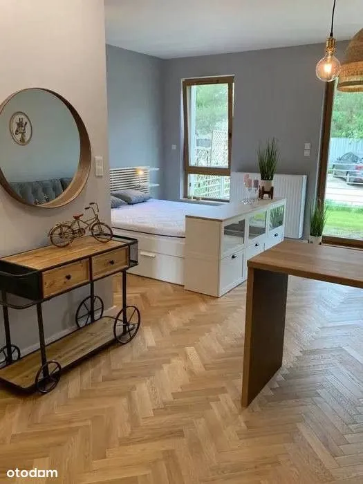 Apartament 38m² z ogródkiem i garażem, Wilanów