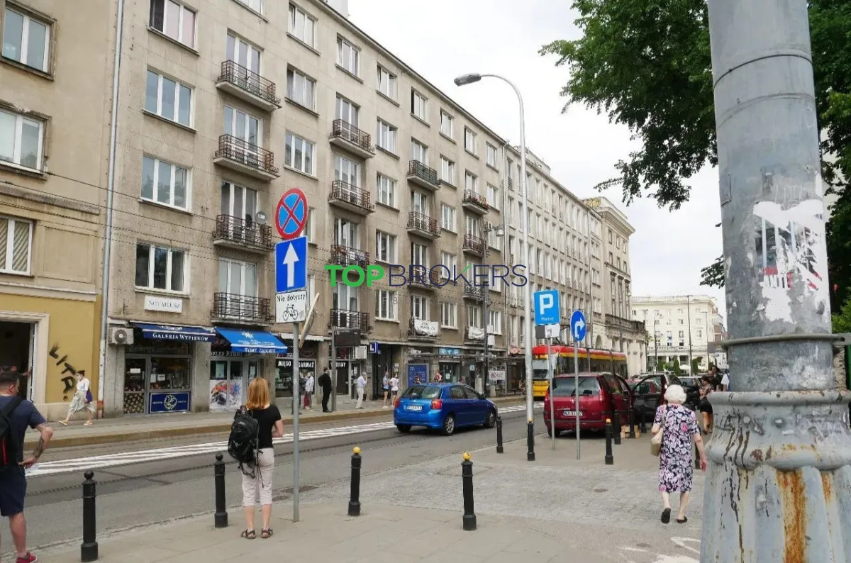 Przestronne 2 pokoje, metro Politechnika 