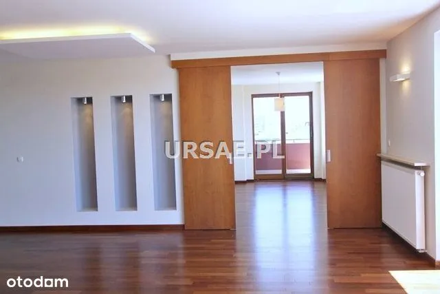 Apartamentowiec obok Galerii Mokotów