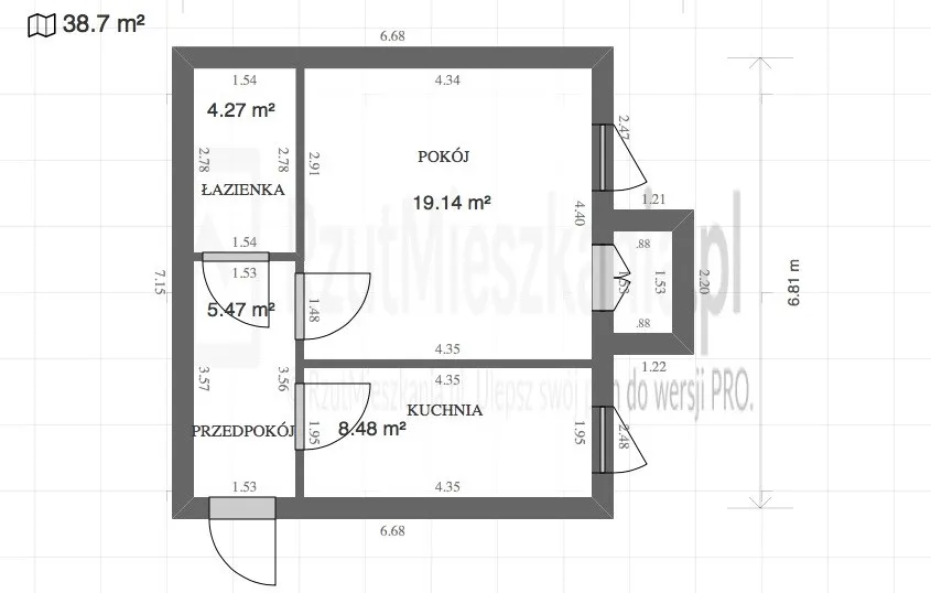 Kawalerka z balkonem i paryskim widokiem w centrum 