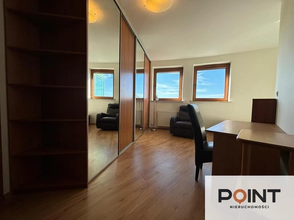 Apartament 3 Sypialnie + Salon + Jadalnia + Garaż 