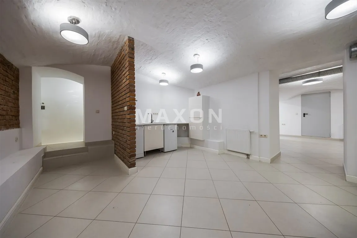 Apartament w kamienicy przy Pl. Unii Lubelskiej 