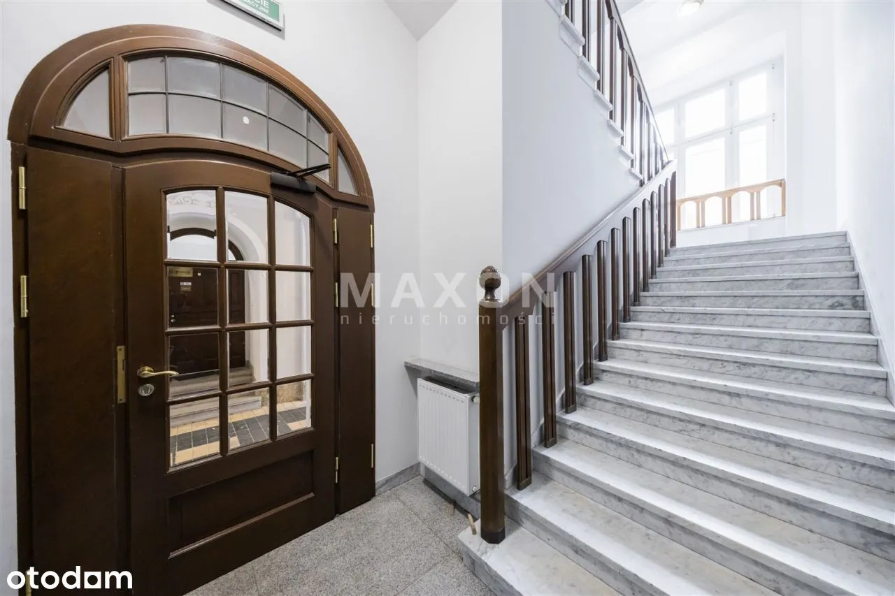 Apartament w kamienicy przy Pl. Unii Lubelskiej 