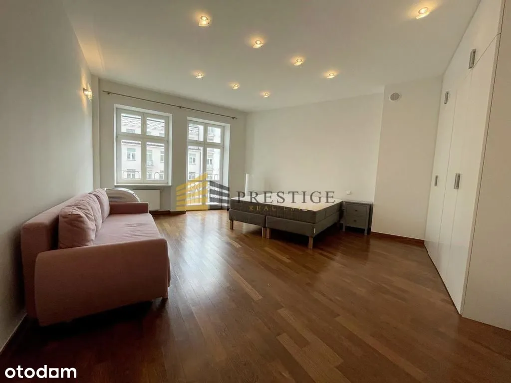 Luksusowy apartament w prestiżowej kamienicy.