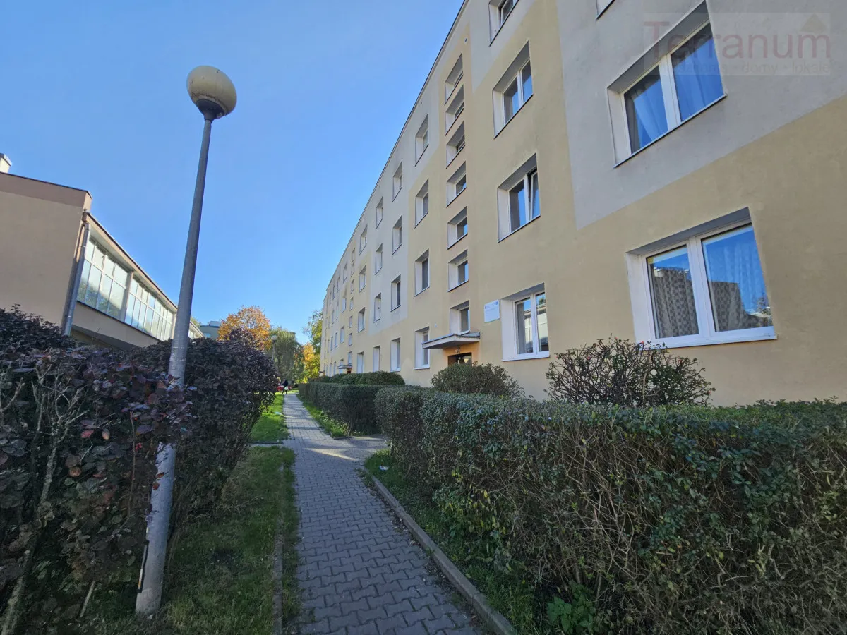 Słoneczna Kawalerka 33 m² z balkonem - Ursus 