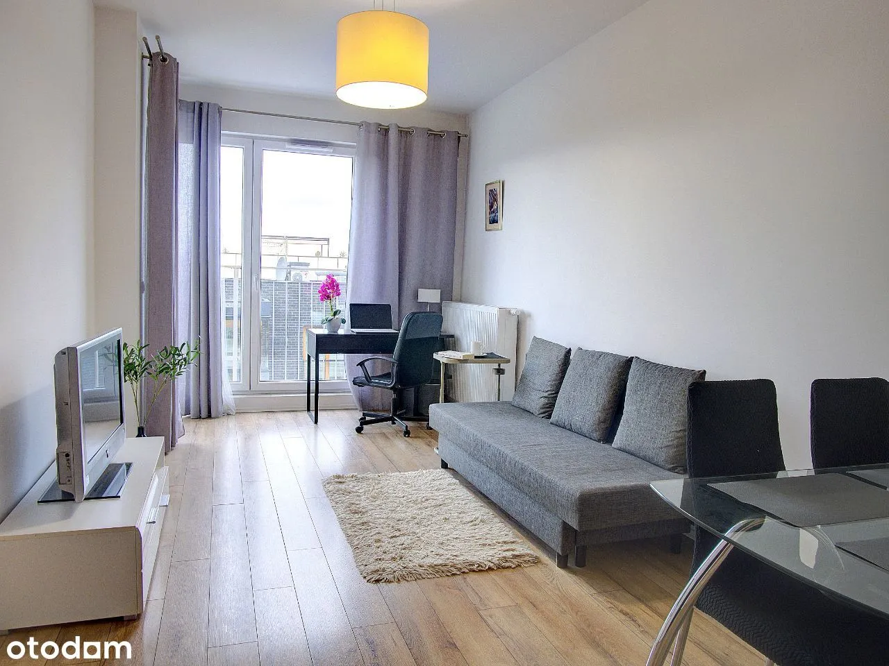 Apartamentowiec przy Parku. Garaż, komórka, balkon