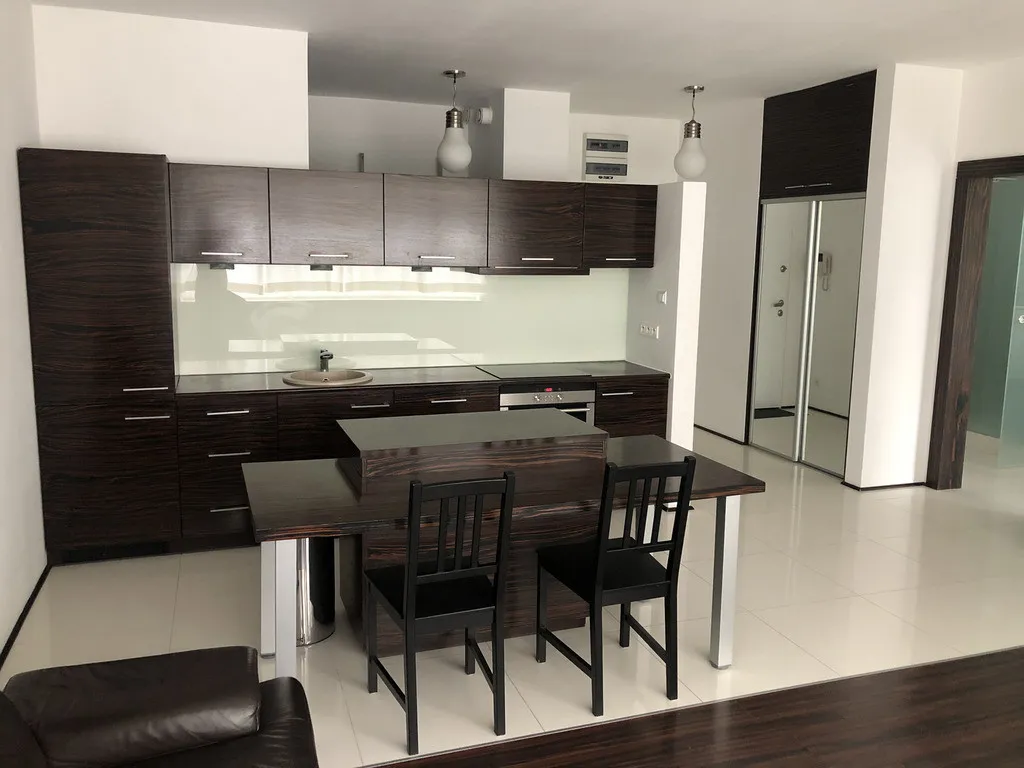 2 Pokojowy Apartament przy Metrze Wilanowska 