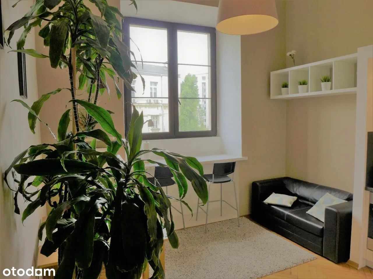 Kawalerka Plac Teatralny (metro M1) cozy apartment