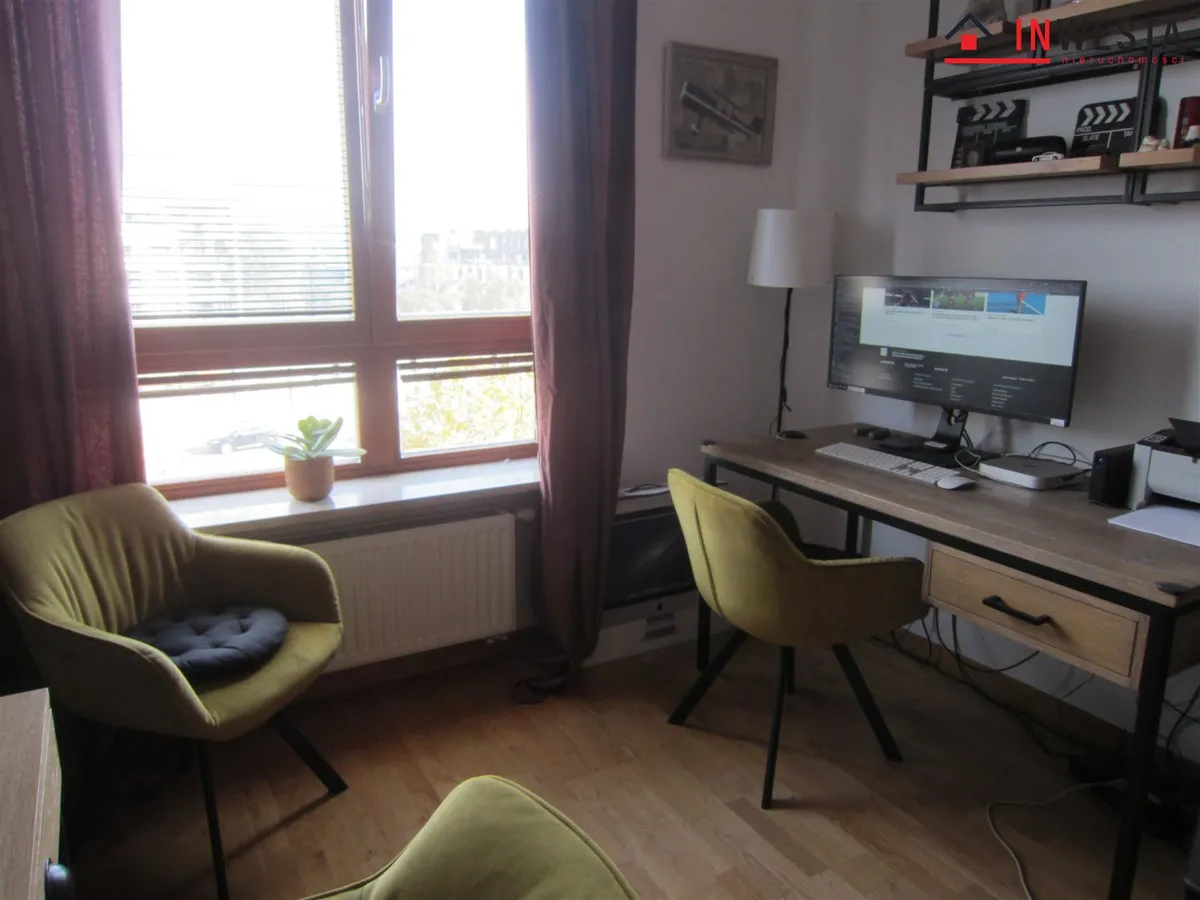 ul. Hlonda - 3 pokoje 87m2, balkon, garaż 