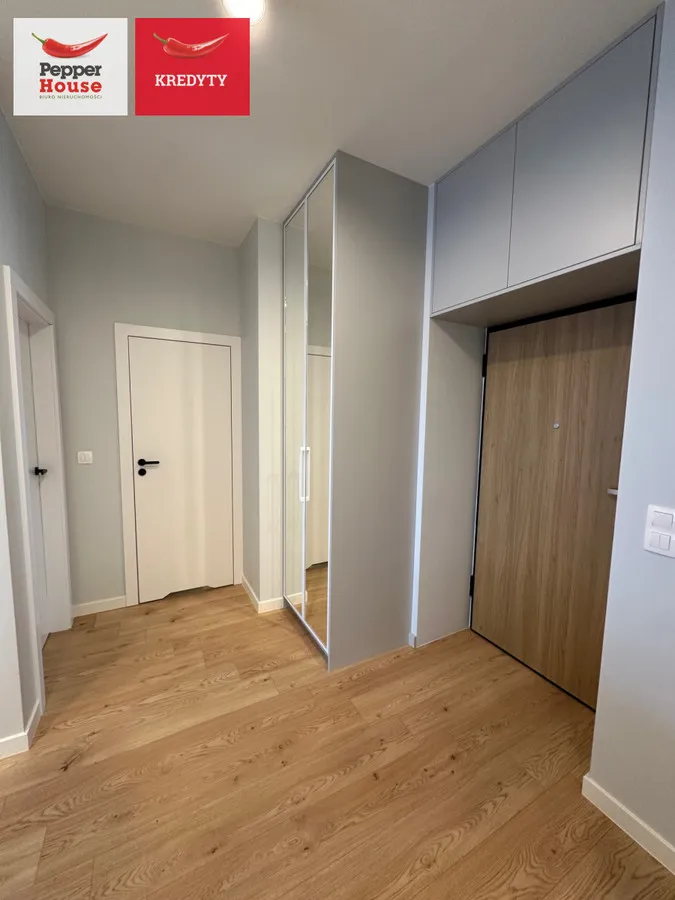 Pilnie apartament wysoki standard garaż EV świeże 