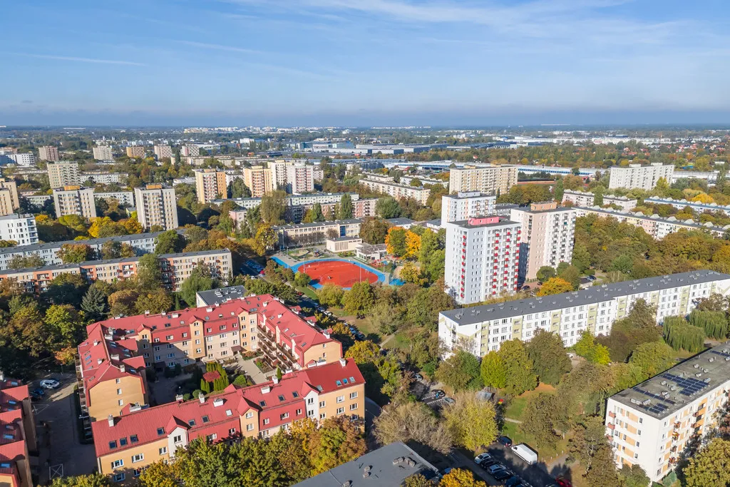 3-pokojowe mieszkanie do remontu na Bródnie 