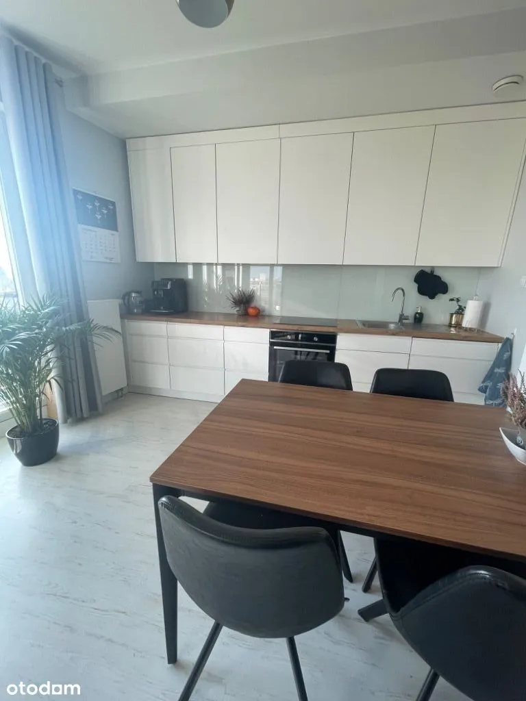 Apartament 2 pokoje na MOKOTOWIE, garaż i komórka