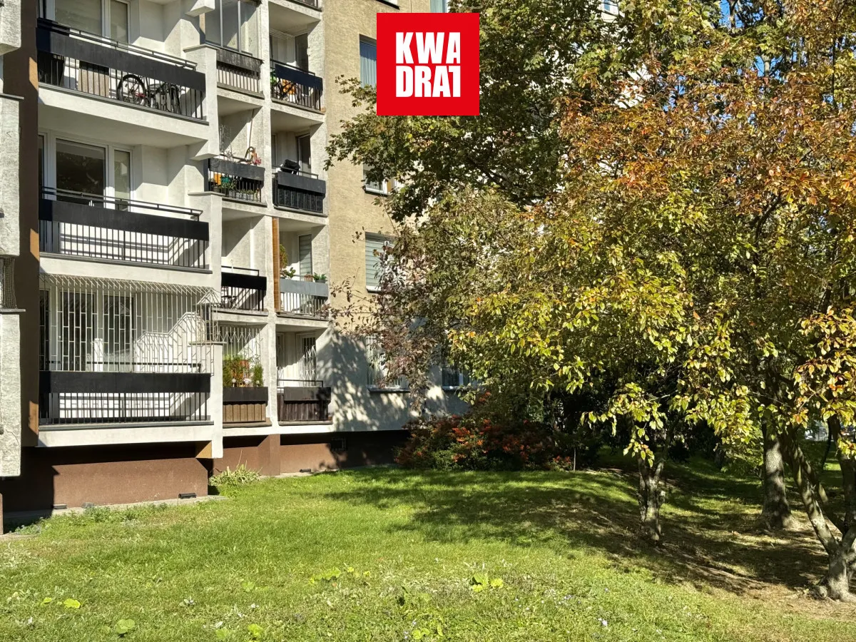 Dwupokojowe mieszkanie na parterze z balkonem 