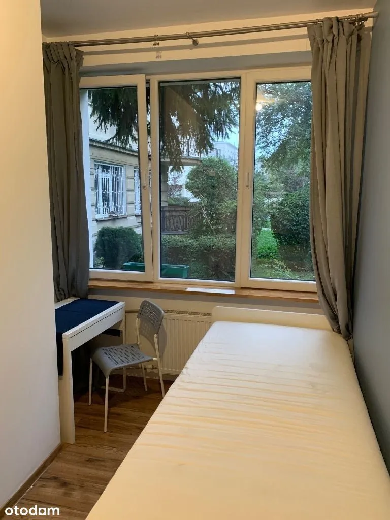 Available, 5x1 rooms, Park, UW, PW, Gagarina, Park