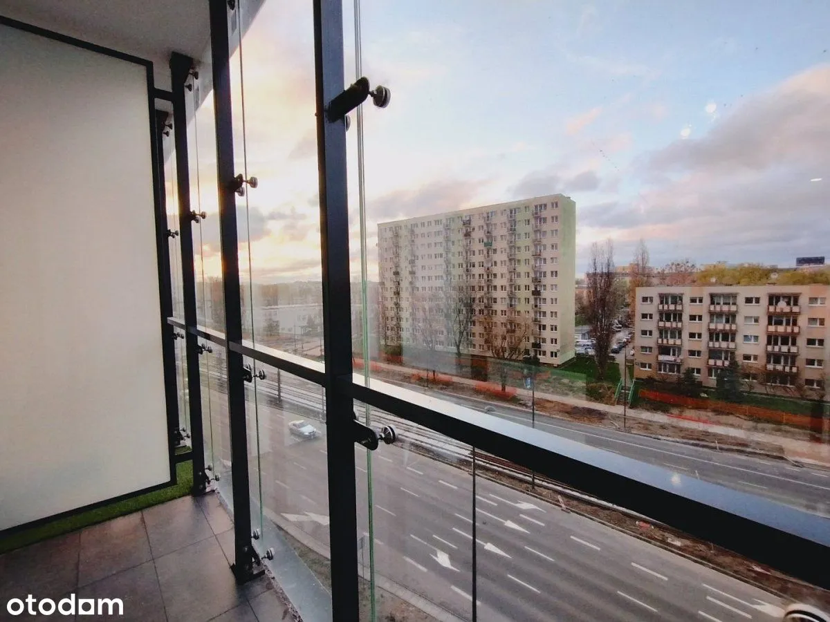 Mikro Apartament z Tarasem blisko Centrum, Metro