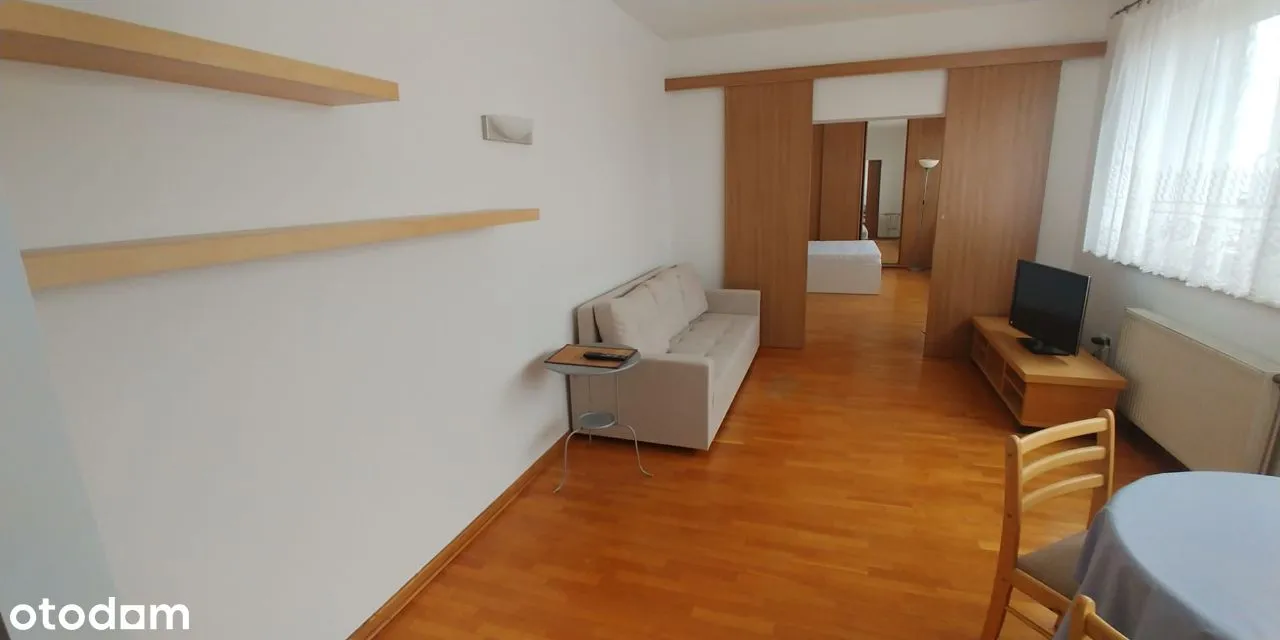 **Przestronne 2 pok. Metro Wierzbno/Spacious 1bed*