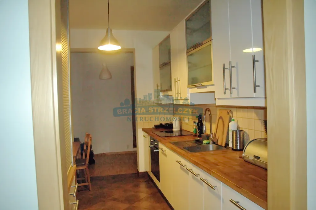 2-pokojowe z balkonem w apartamentowcu 