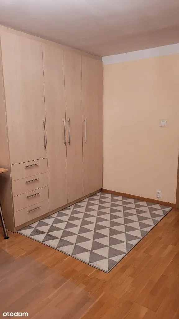 Mieszkanie 3pokoje ok 60m2 Chomiczówna/Bielany