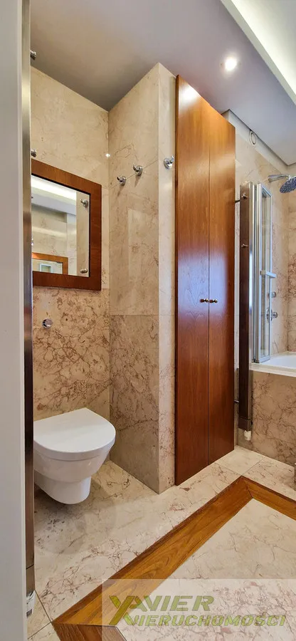 Apartament w sercu Górnego Mokotowa. Dwa garaże 